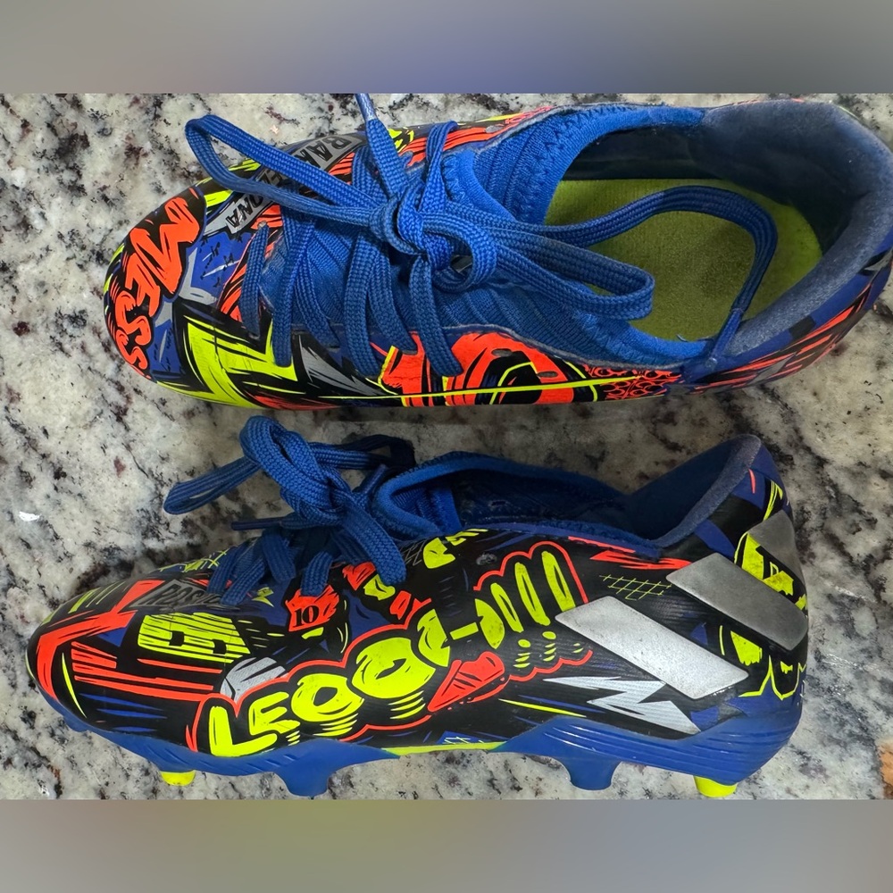 adidas messi boy soccer cleats